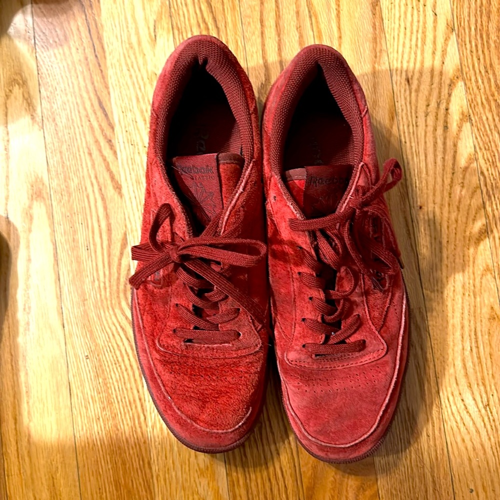 Red Reebok Club C - Picture 2 of 3